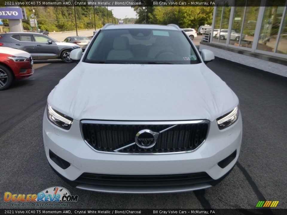 2021 Volvo XC40 T5 Momentum AWD Crystal White Metallic / Blond/Charcoal Photo #6
