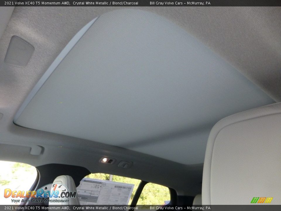 2021 Volvo XC40 T5 Momentum AWD Crystal White Metallic / Blond/Charcoal Photo #12