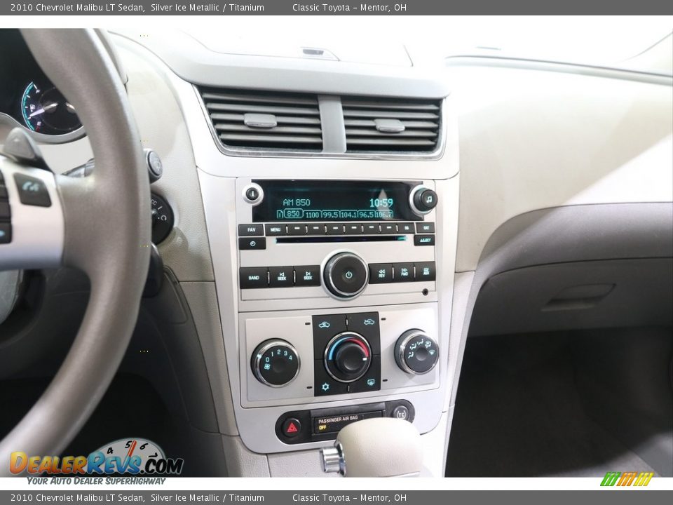 2010 Chevrolet Malibu LT Sedan Silver Ice Metallic / Titanium Photo #8