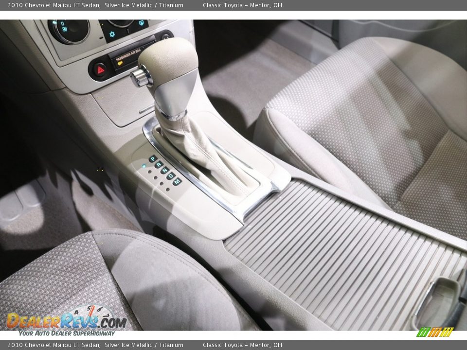 2010 Chevrolet Malibu LT Sedan Silver Ice Metallic / Titanium Photo #9