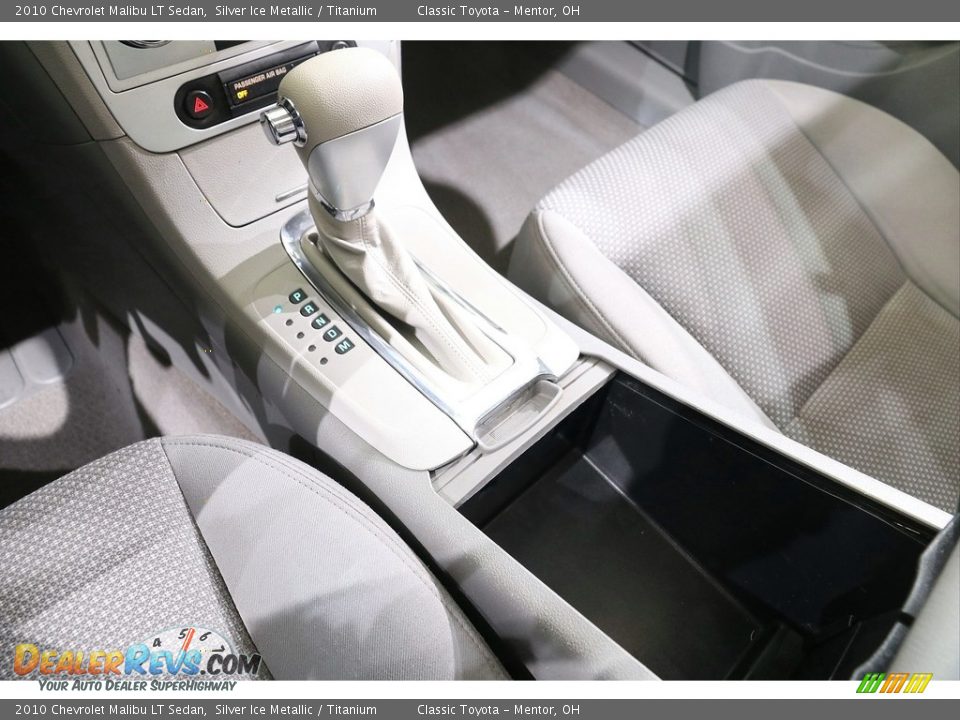 2010 Chevrolet Malibu LT Sedan Silver Ice Metallic / Titanium Photo #10