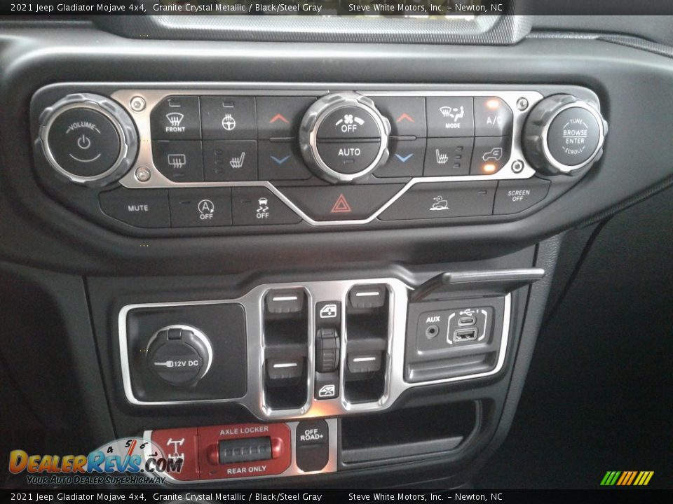 Controls of 2021 Jeep Gladiator Mojave 4x4 Photo #27