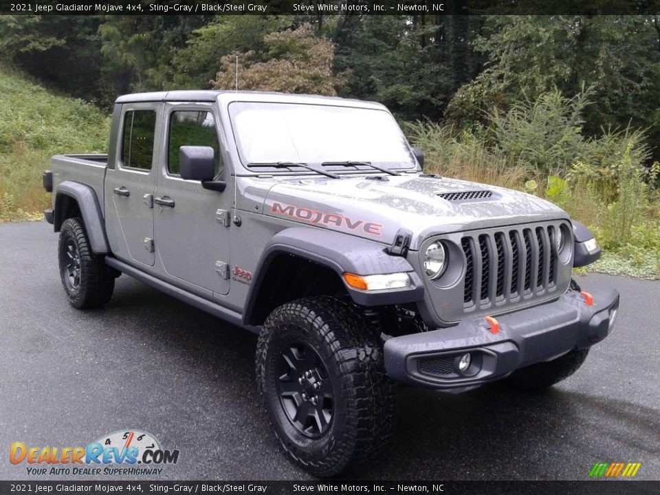 2021 Jeep Gladiator Mojave 4x4 Sting-Gray / Black/Steel Gray Photo #4