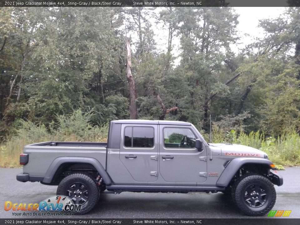 2021 Jeep Gladiator Mojave 4x4 Sting-Gray / Black/Steel Gray Photo #5