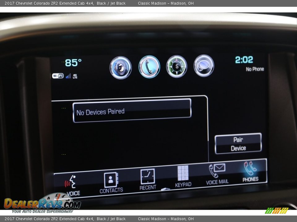 Controls of 2017 Chevrolet Colorado ZR2 Extended Cab 4x4 Photo #12