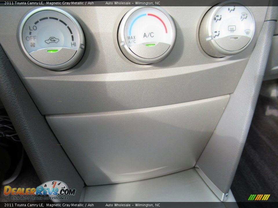 2011 Toyota Camry LE Magnetic Gray Metallic / Ash Photo #18