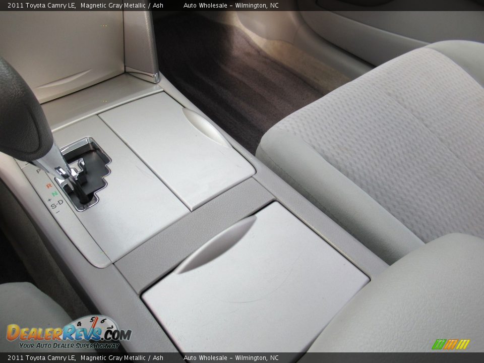 2011 Toyota Camry LE Magnetic Gray Metallic / Ash Photo #19