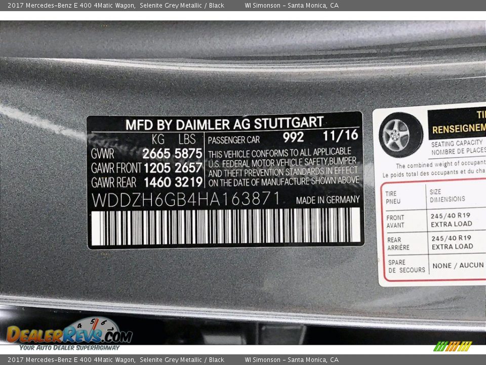 2017 Mercedes-Benz E 400 4Matic Wagon Selenite Grey Metallic / Black Photo #24