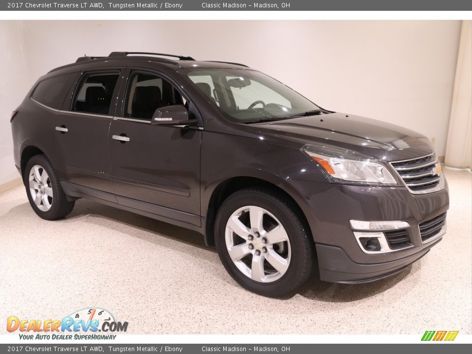 2017 Chevrolet Traverse LT AWD Tungsten Metallic / Ebony Photo #1