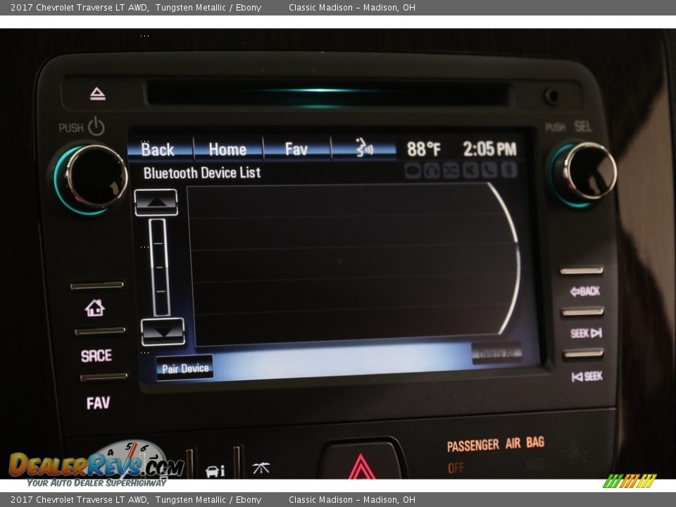 2017 Chevrolet Traverse LT AWD Tungsten Metallic / Ebony Photo #11