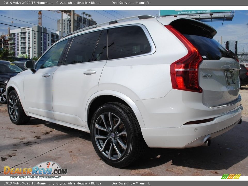 2019 Volvo XC90 T5 Momentum Crystal White Metallic / Blonde Photo #7