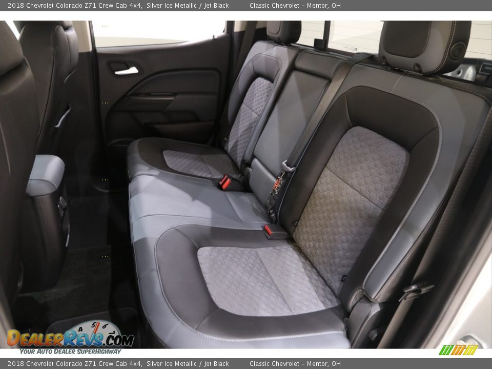 2018 Chevrolet Colorado Z71 Crew Cab 4x4 Silver Ice Metallic / Jet Black Photo #16