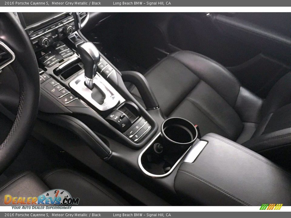 2016 Porsche Cayenne S Shifter Photo #16