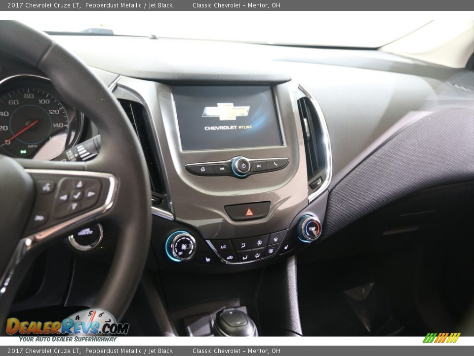 2017 Chevrolet Cruze LT Pepperdust Metallic / Jet Black Photo #8