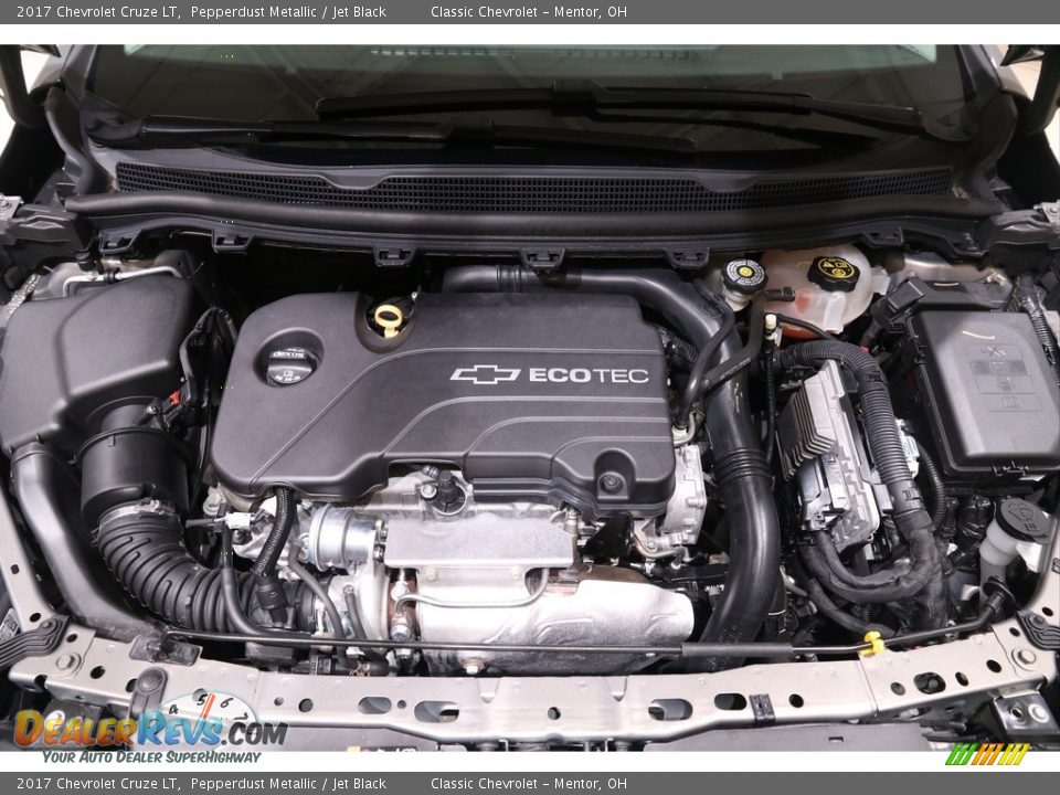 2017 Chevrolet Cruze LT Pepperdust Metallic / Jet Black Photo #17