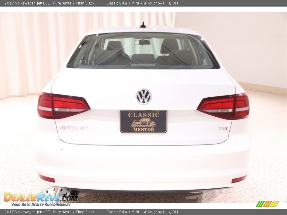 2017 Volkswagen Jetta SE Pure White / Titan Black Photo #17
