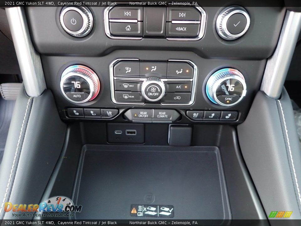 Controls of 2021 GMC Yukon SLT 4WD Photo #20