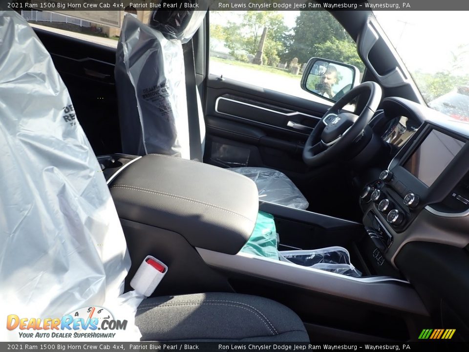 2021 Ram 1500 Big Horn Crew Cab 4x4 Patriot Blue Pearl / Black Photo #11