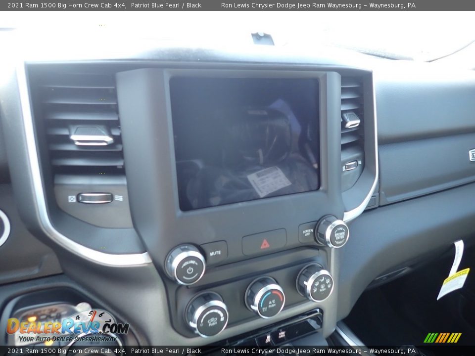 2021 Ram 1500 Big Horn Crew Cab 4x4 Patriot Blue Pearl / Black Photo #16