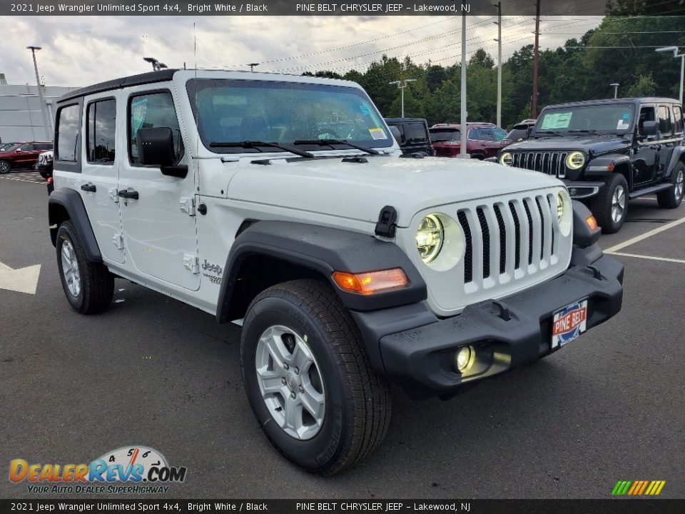 Front 3/4 View of 2021 Jeep Wrangler Unlimited Sport 4x4 Photo #1