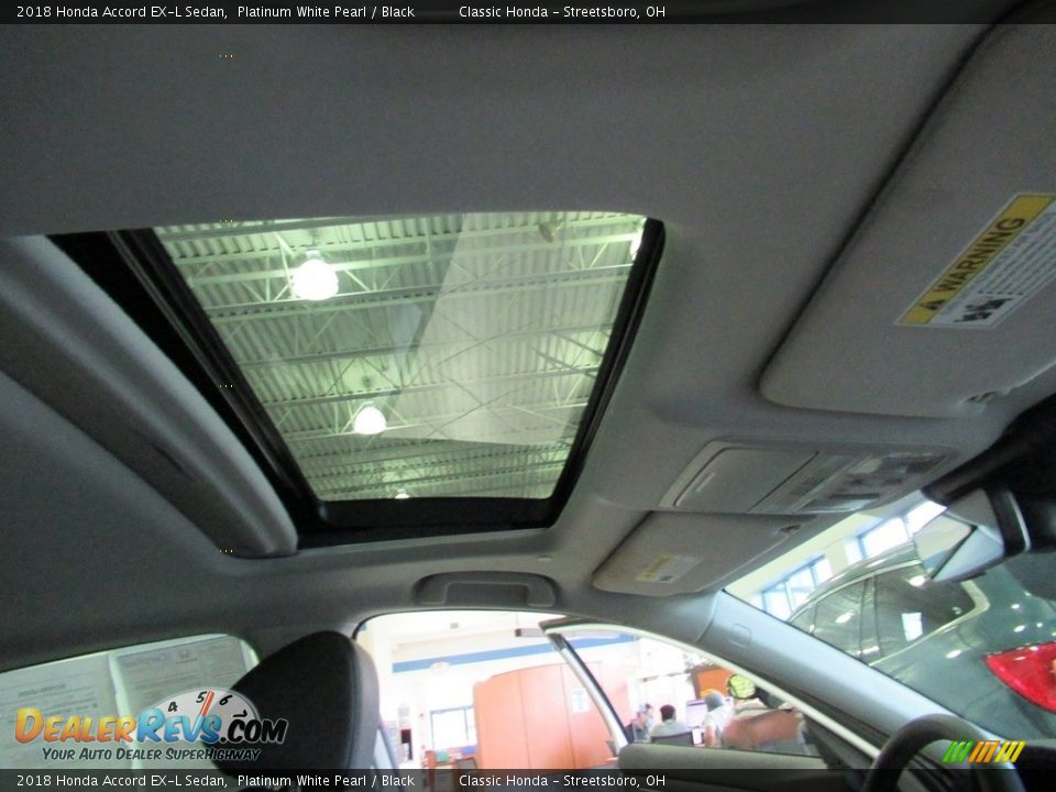 2018 Honda Accord EX-L Sedan Platinum White Pearl / Black Photo #17