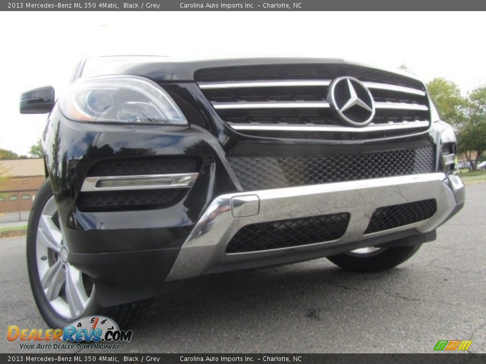 2013 Mercedes-Benz ML 350 4Matic Black / Grey Photo #2