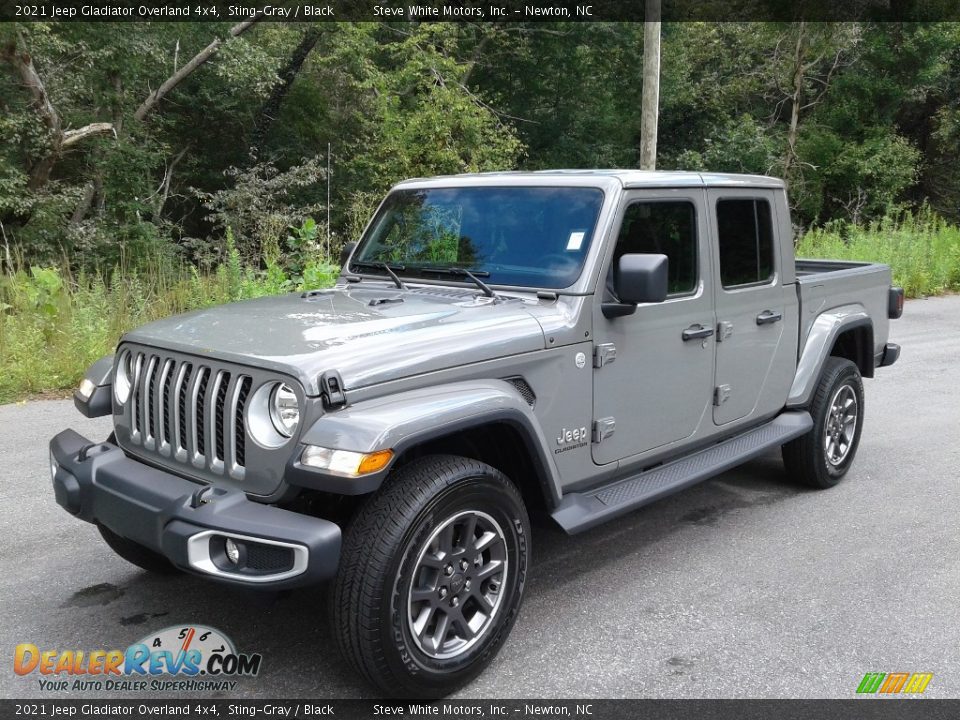 2021 Jeep Gladiator Overland 4x4 Sting-Gray / Black Photo #2