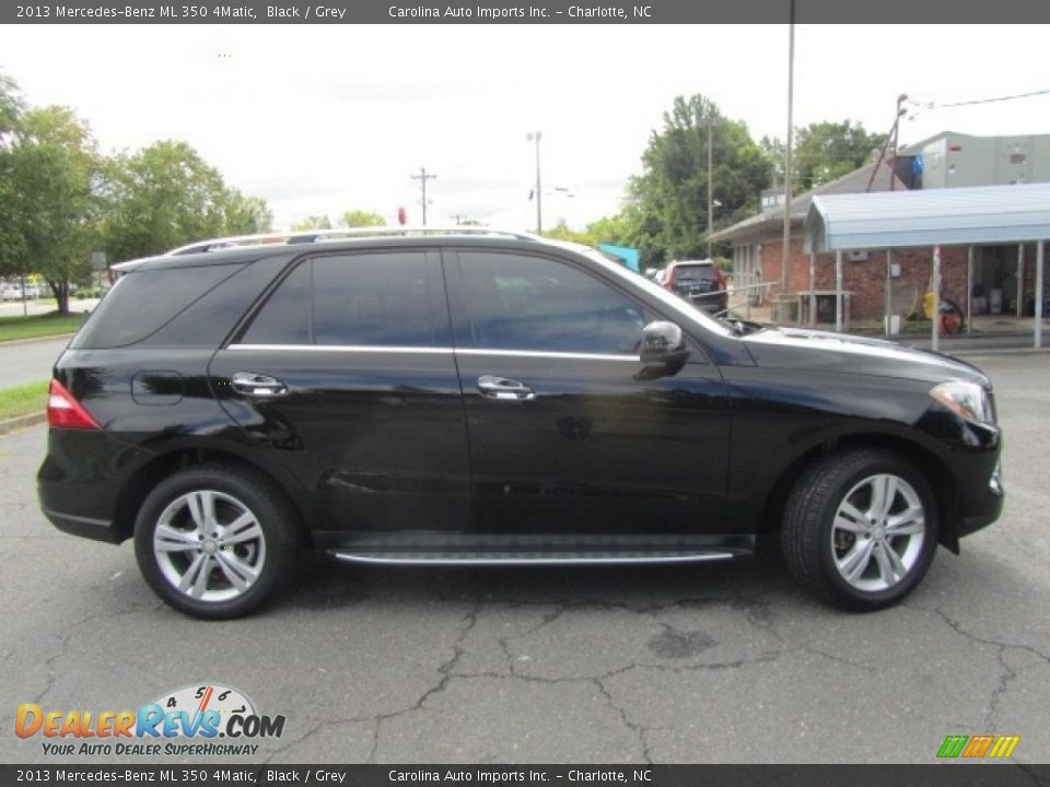 2013 Mercedes-Benz ML 350 4Matic Black / Grey Photo #11