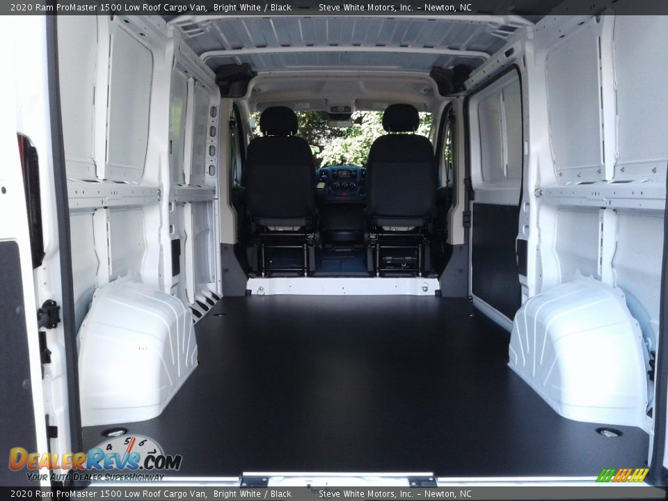 2020 Ram ProMaster 1500 Low Roof Cargo Van Bright White / Black Photo #12