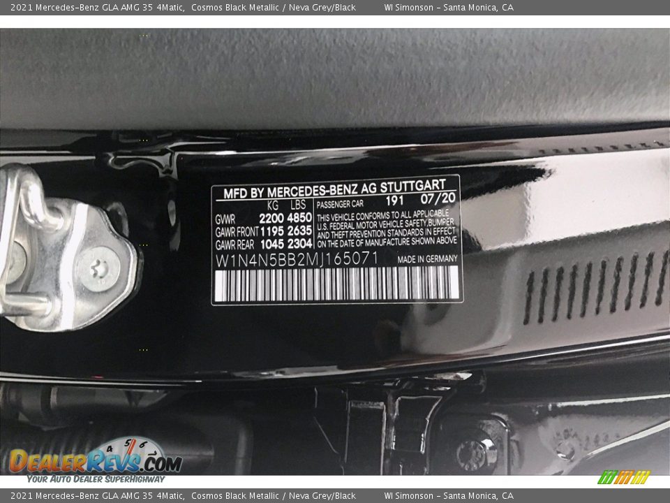 2021 Mercedes-Benz GLA AMG 35 4Matic Cosmos Black Metallic / Neva Grey/Black Photo #11