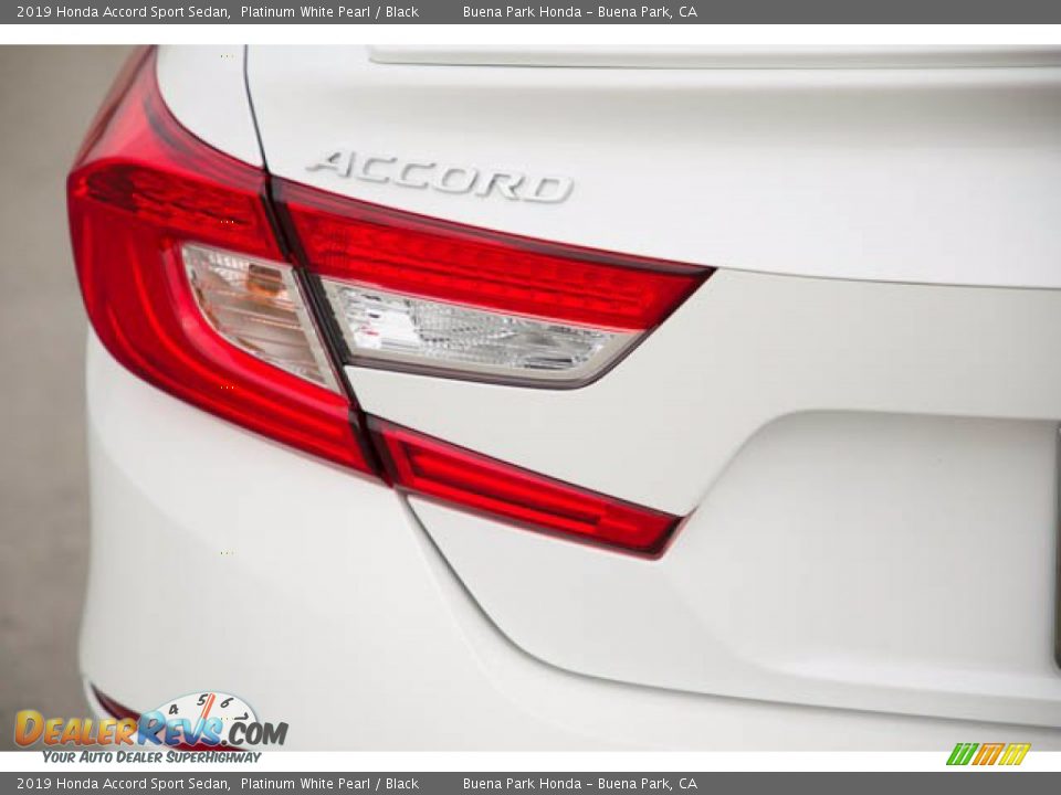 2019 Honda Accord Sport Sedan Platinum White Pearl / Black Photo #10
