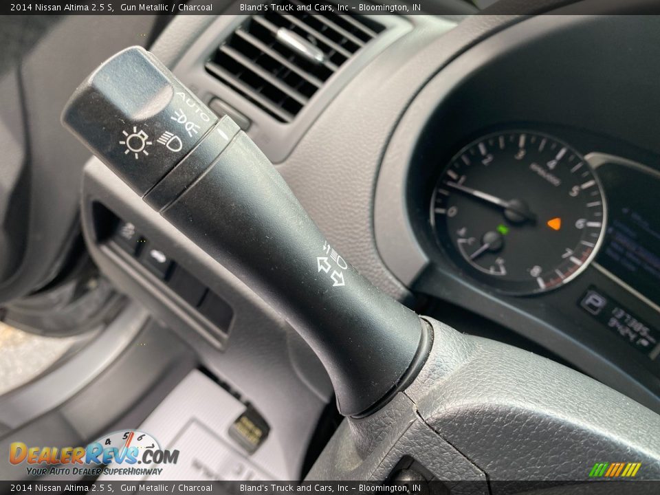 2014 Nissan Altima 2.5 S Gun Metallic / Charcoal Photo #20