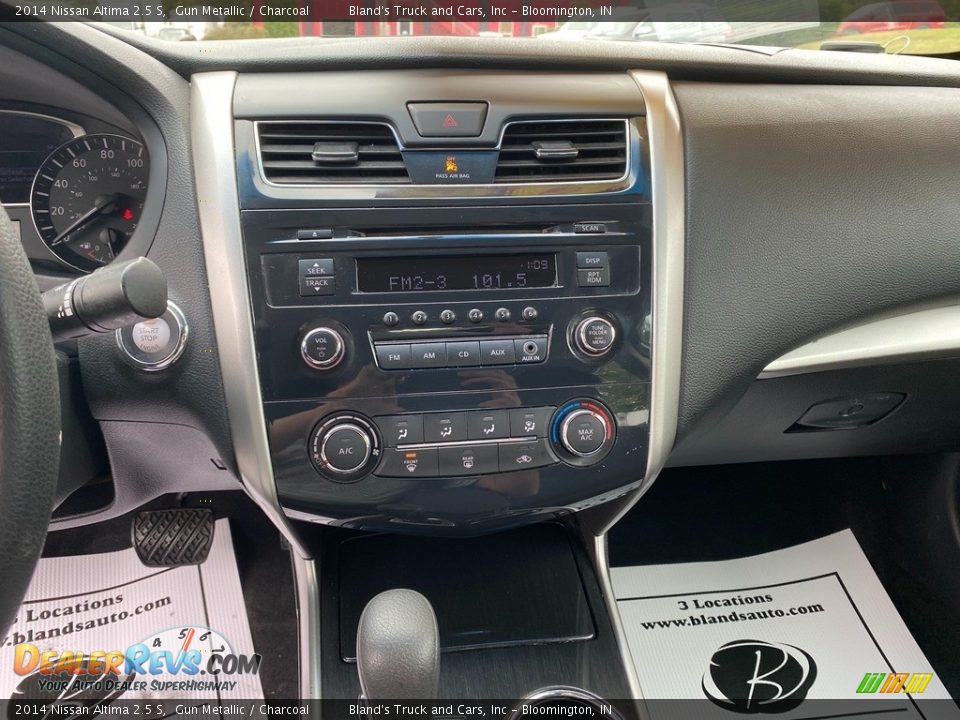 2014 Nissan Altima 2.5 S Gun Metallic / Charcoal Photo #23
