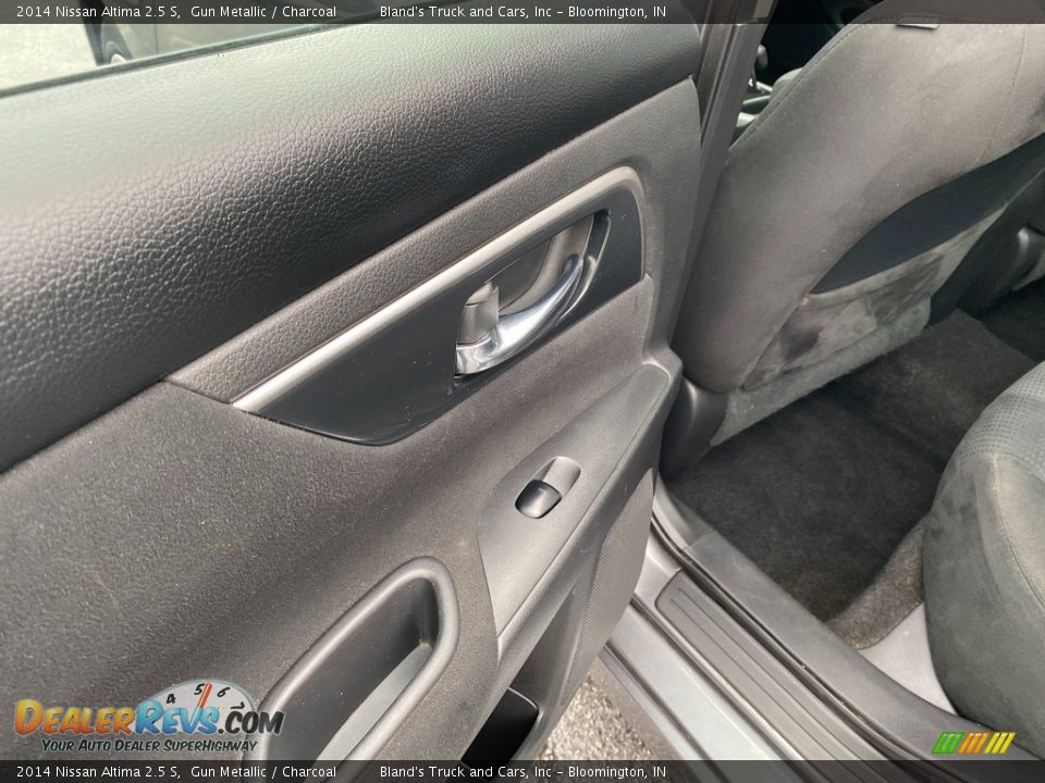 2014 Nissan Altima 2.5 S Gun Metallic / Charcoal Photo #28