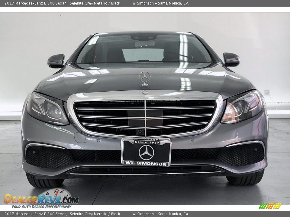 2017 Mercedes-Benz E 300 Sedan Selenite Grey Metallic / Black Photo #2