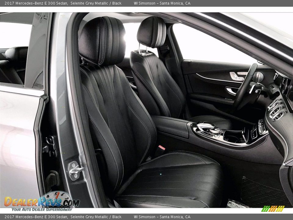 2017 Mercedes-Benz E 300 Sedan Selenite Grey Metallic / Black Photo #6