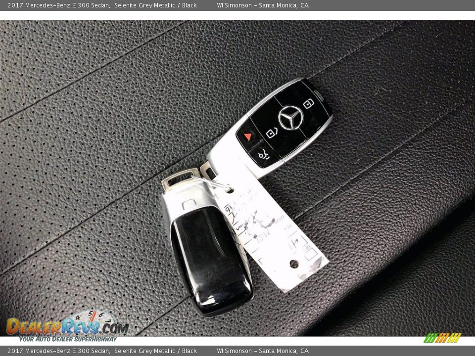 2017 Mercedes-Benz E 300 Sedan Selenite Grey Metallic / Black Photo #11