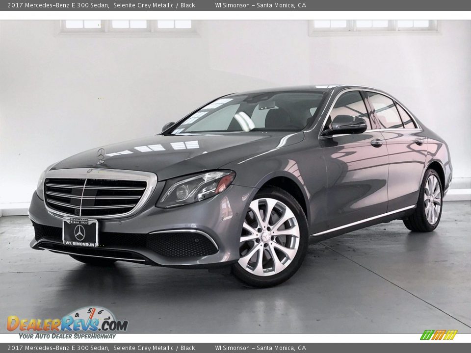 2017 Mercedes-Benz E 300 Sedan Selenite Grey Metallic / Black Photo #12