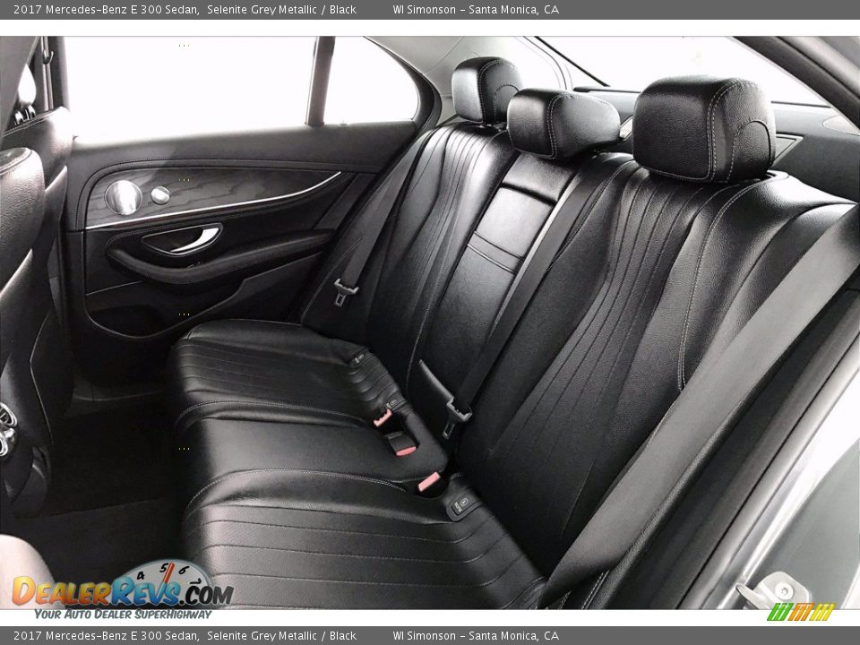2017 Mercedes-Benz E 300 Sedan Selenite Grey Metallic / Black Photo #15