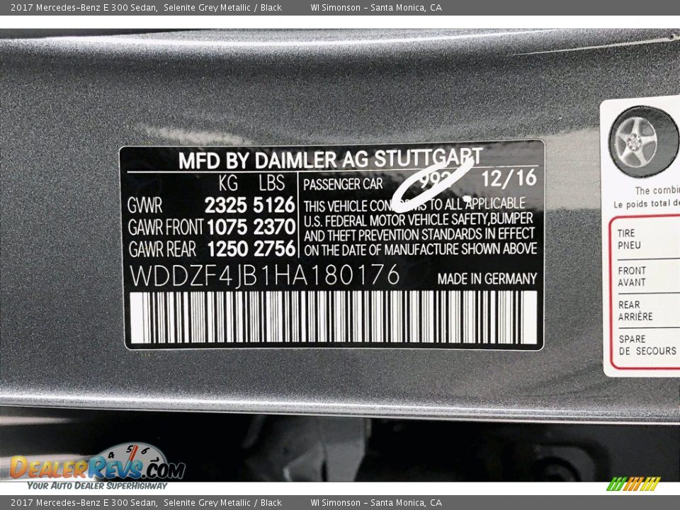 2017 Mercedes-Benz E 300 Sedan Selenite Grey Metallic / Black Photo #24