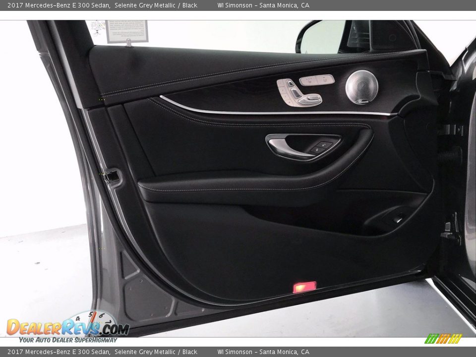 2017 Mercedes-Benz E 300 Sedan Selenite Grey Metallic / Black Photo #25