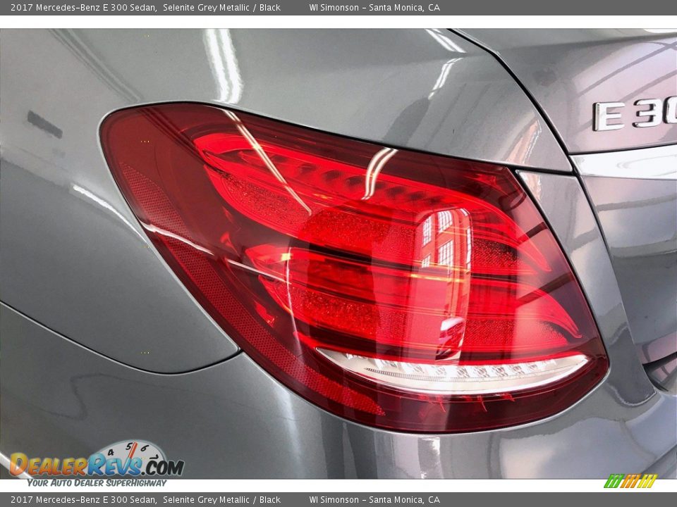 2017 Mercedes-Benz E 300 Sedan Selenite Grey Metallic / Black Photo #26
