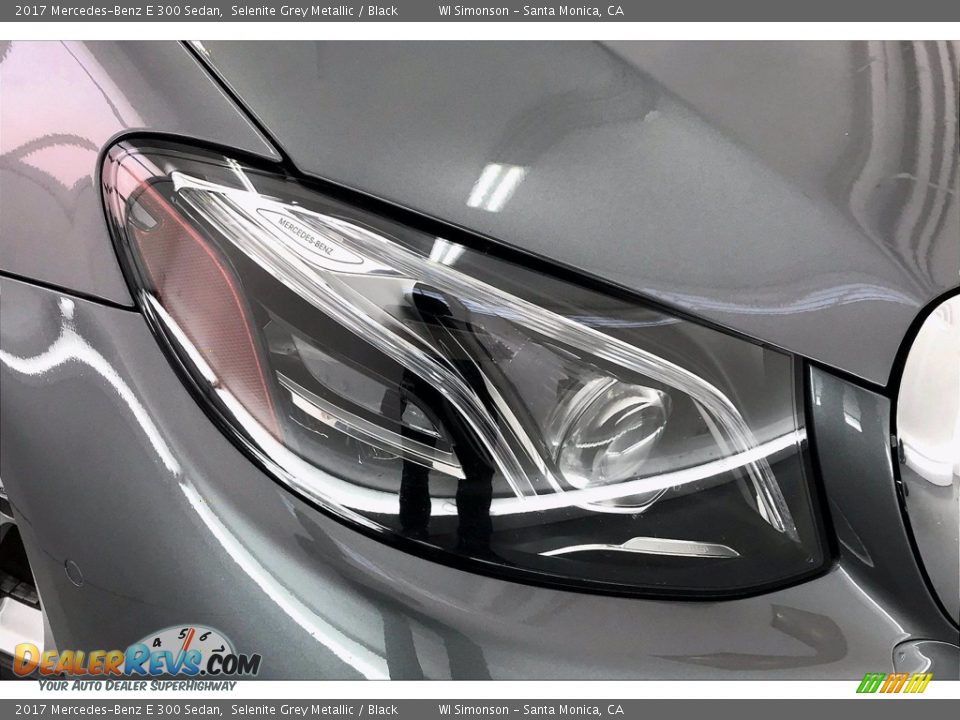2017 Mercedes-Benz E 300 Sedan Selenite Grey Metallic / Black Photo #32