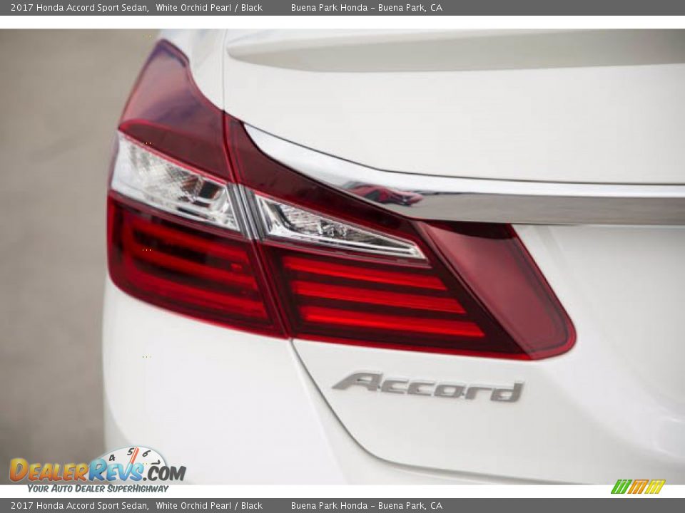 2017 Honda Accord Sport Sedan White Orchid Pearl / Black Photo #10
