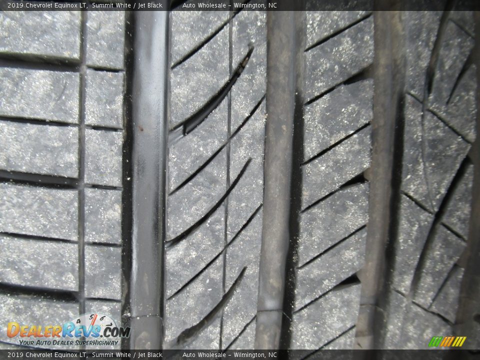 2019 Chevrolet Equinox LT Summit White / Jet Black Photo #9