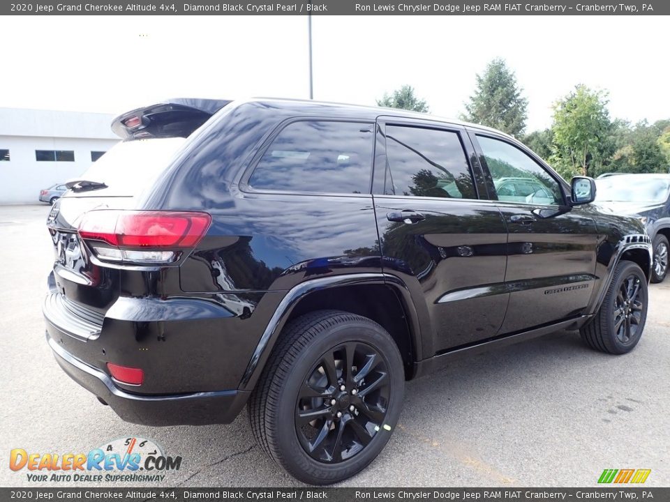 2020 Jeep Grand Cherokee Altitude 4x4 Diamond Black Crystal Pearl / Black Photo #5
