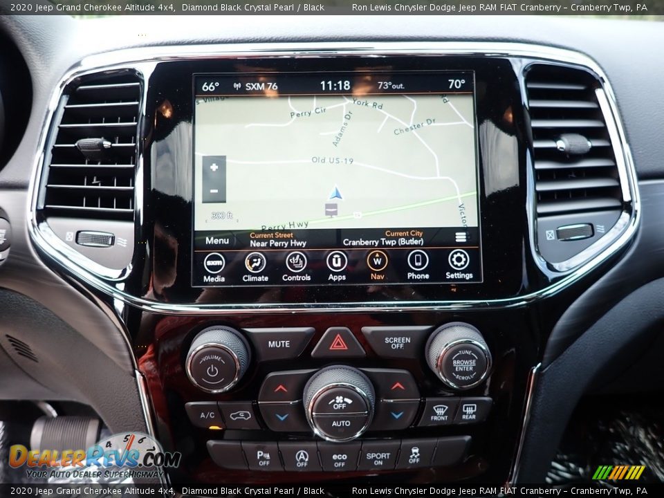 2020 Jeep Grand Cherokee Altitude 4x4 Diamond Black Crystal Pearl / Black Photo #18