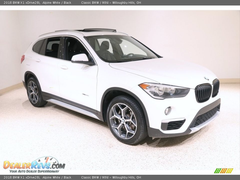 2018 BMW X1 xDrive28i Alpine White / Black Photo #1