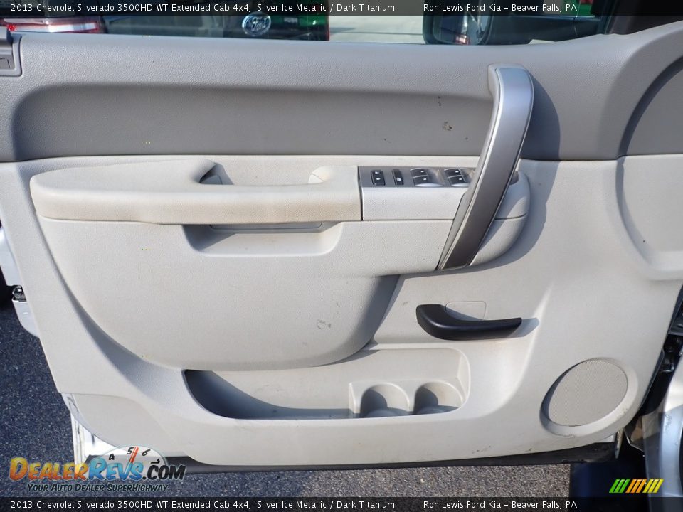 Door Panel of 2013 Chevrolet Silverado 3500HD WT Extended Cab 4x4 Photo #13