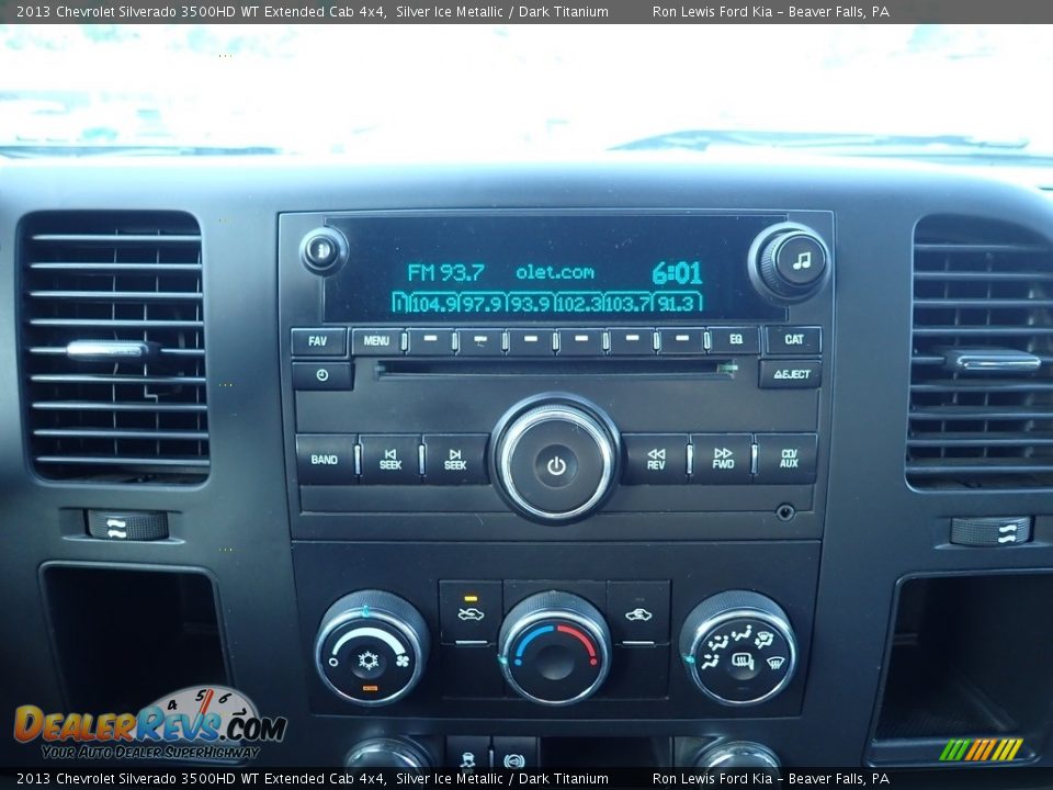 Controls of 2013 Chevrolet Silverado 3500HD WT Extended Cab 4x4 Photo #16